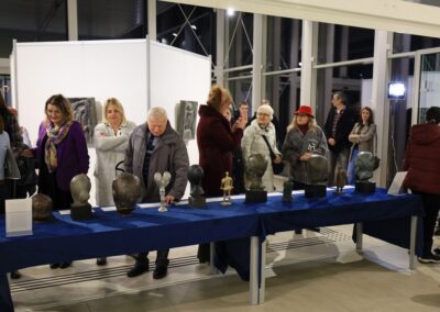 Asistiranje slepih u taktilnom doživljaju umetničkih dela