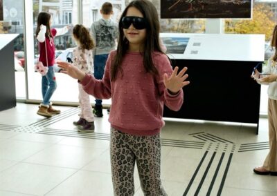 Inkluzivna radionica za mališane taktilna Izložba fotografija Nevidljivi svet (12)